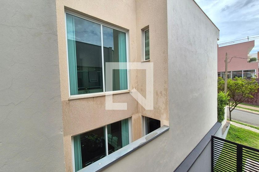 Casa à Venda - Swiss Park, 3 Quartos,  280 m2 em , Campinas - sp | SoloBR