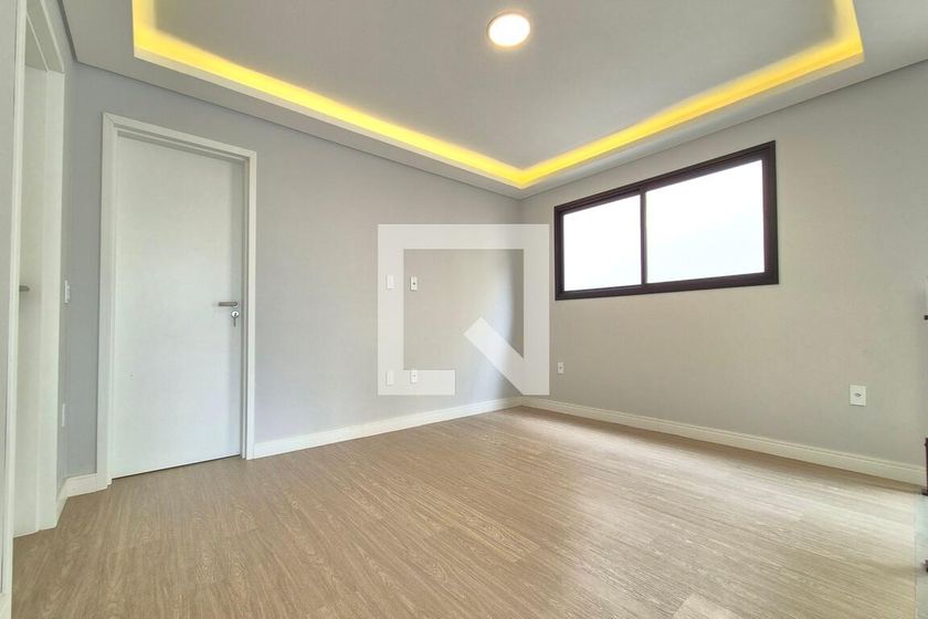 Casa à Venda - Swiss Park, 3 Quartos,  280 m2 em , Campinas - sp | SoloBR