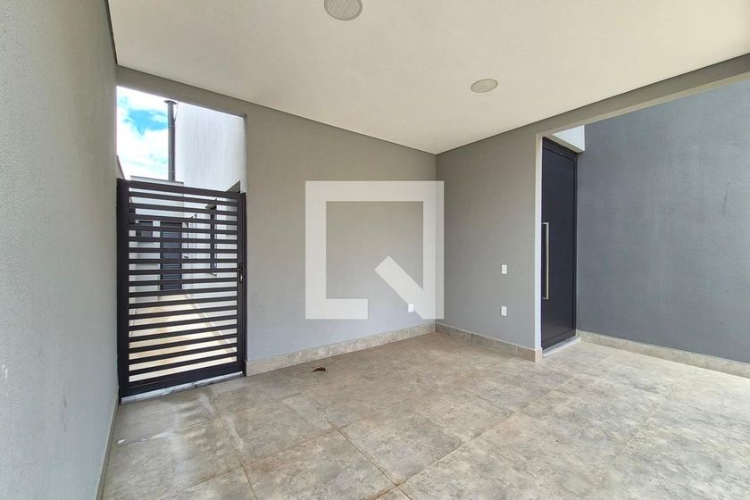 Casa à Venda - Swiss Park, 3 Quartos,  280 m2 em , Campinas - sp | SoloBR
