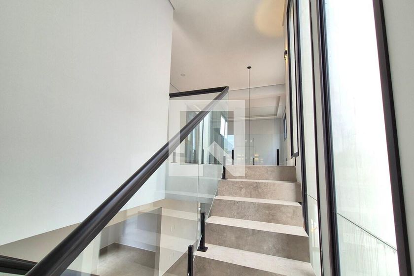 Casa à Venda - Swiss Park, 3 Quartos,  280 m2 em , Campinas - sp | SoloBR