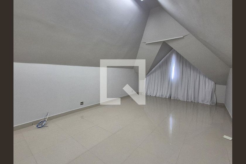 Casa, 4 quartos, 370 m² - Foto 31