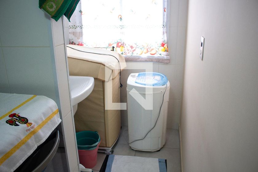 Casa à Venda - Jardim do Lago, 2 Quartos,  50 m2 em , Campinas - sp | SoloBR