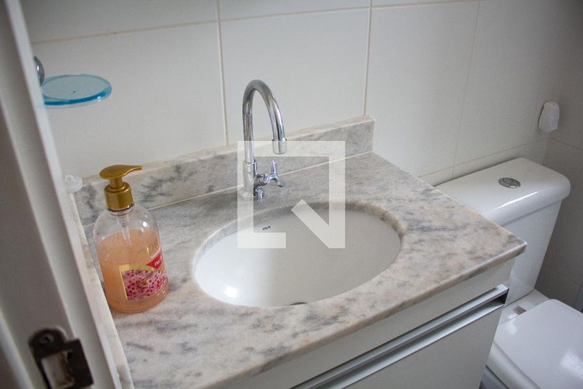 Casa à Venda - Jardim do Lago, 2 Quartos,  50 m2 em , Campinas - sp | SoloBR
