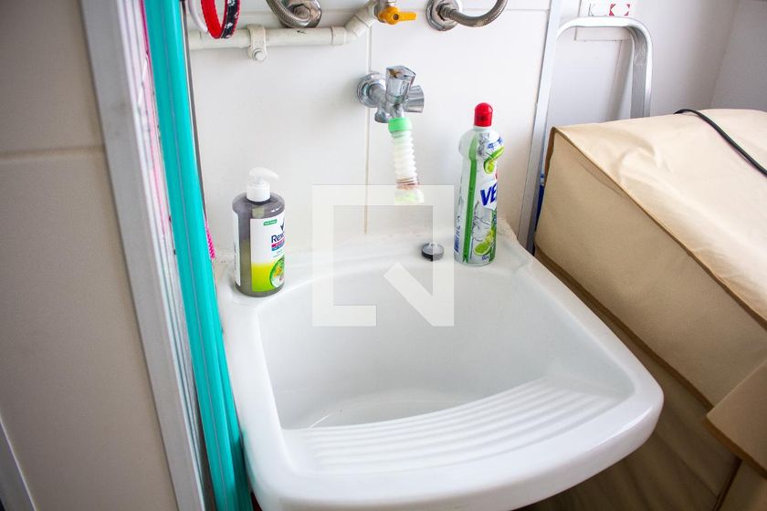 Casa à Venda - Jardim do Lago, 2 Quartos,  50 m2 em , Campinas - sp | SoloBR