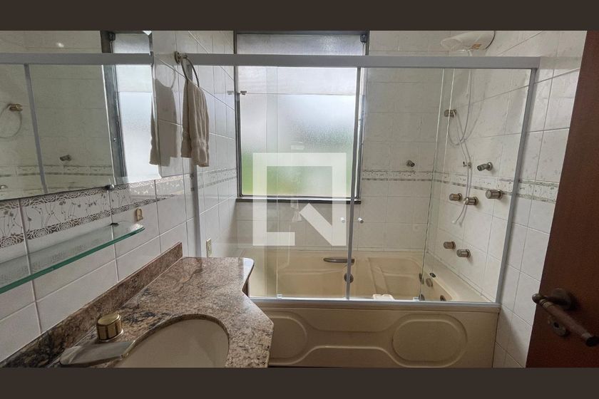 Casa à Venda - Guanabara, 5 Quartos,  345 m2 em , Campinas - sp | SoloBR