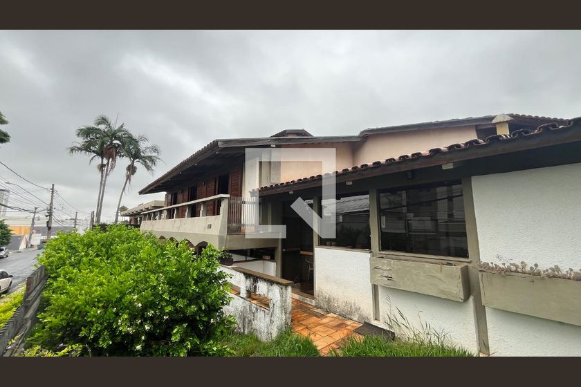 Casa à Venda - Guanabara, 5 Quartos,  345 m2 em , Campinas - sp | SoloBR