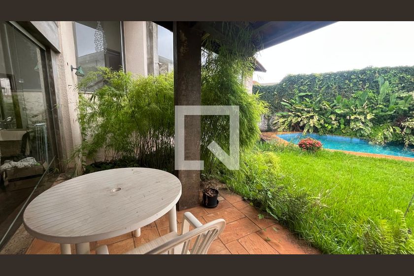 Casa à Venda - Guanabara, 5 Quartos,  345 m2 em , Campinas - sp | SoloBR
