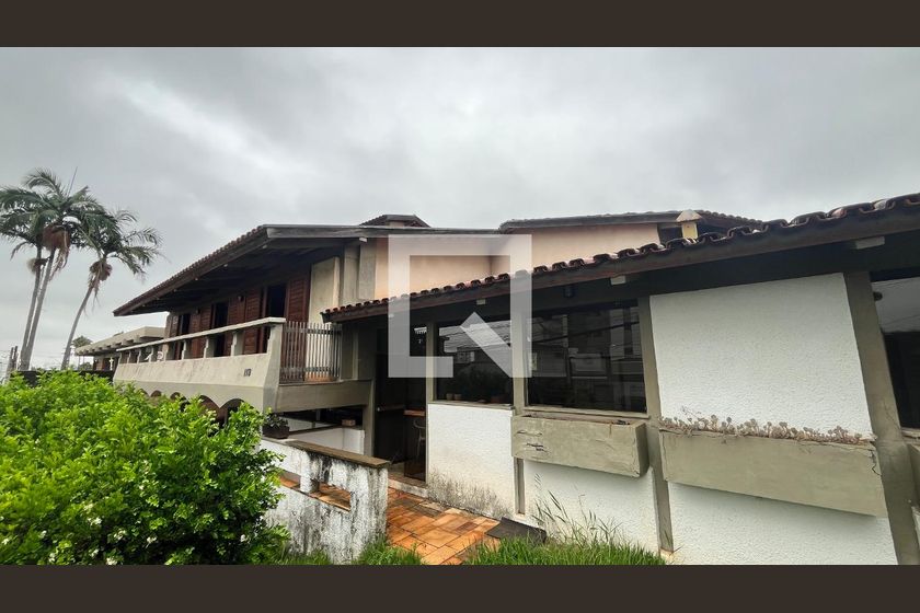 Casa à Venda - Guanabara, 5 Quartos,  345 m2 em , Campinas - sp | SoloBR
