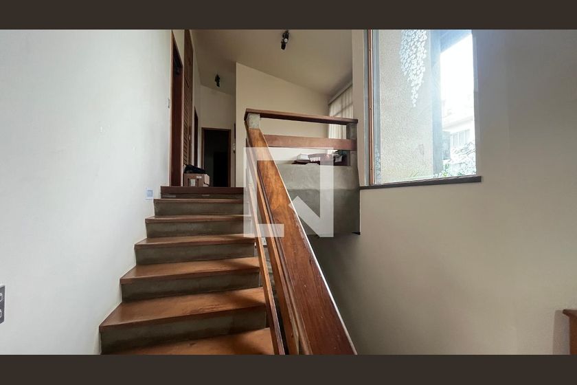 Casa à Venda - Guanabara, 5 Quartos,  345 m2 em , Campinas - sp | SoloBR