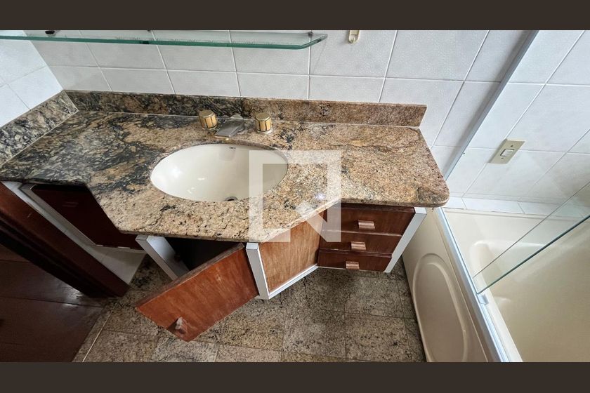 Casa à Venda - Guanabara, 5 Quartos,  345 m2 em , Campinas - sp | SoloBR