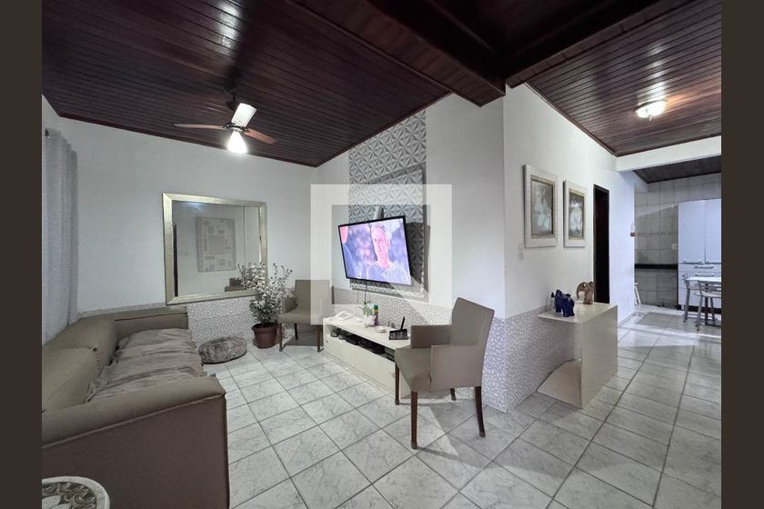 Casa, 2 quartos, 92 m² - Foto 1