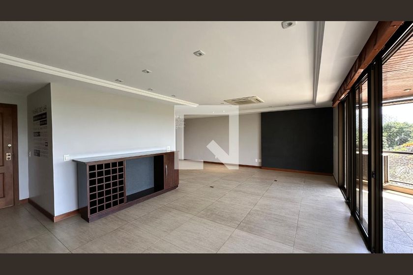 Apartamento, 3 quartos, 198 m² - Foto 4