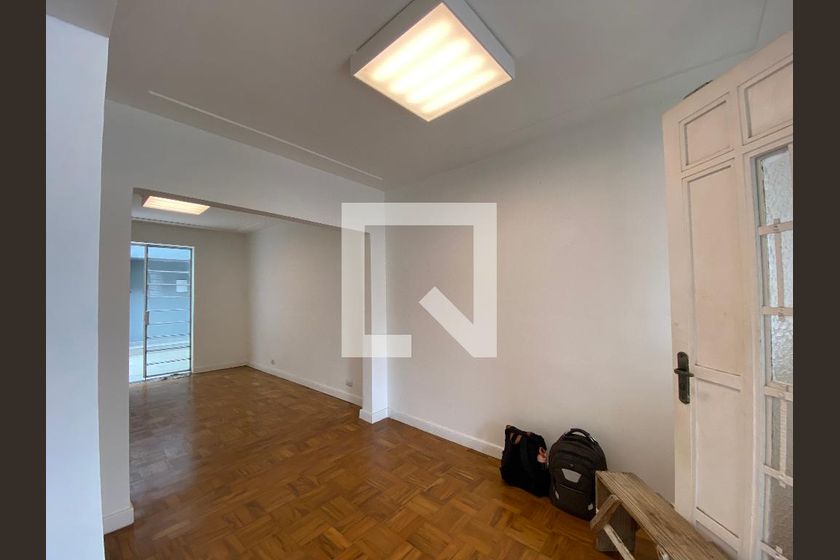 Casa, 3 quartos, 247 m² - Foto 2