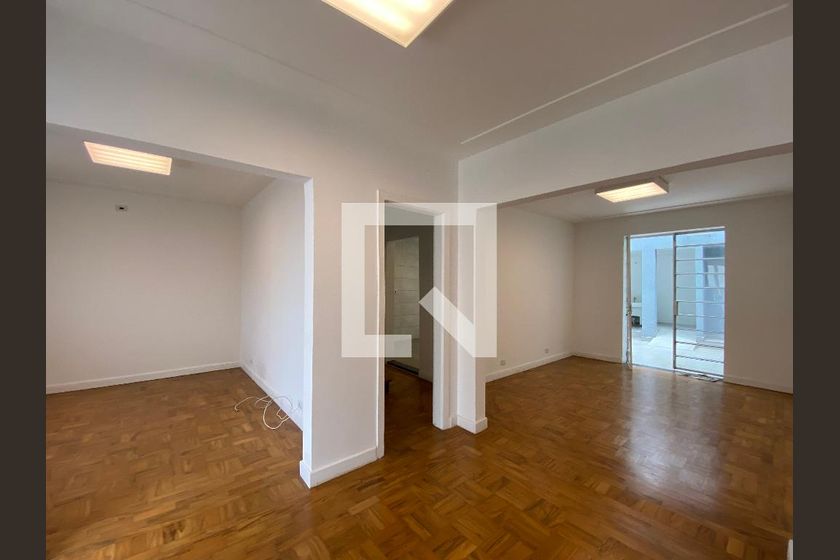Casa, 3 quartos, 247 m² - Foto 3