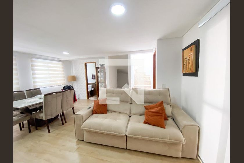 Casa, 3 quartos, 204 m² - Foto 1