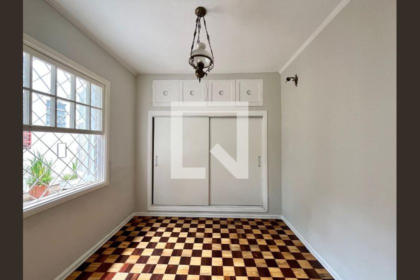 Casa à Venda - Guanabara, 3 Quartos,  250 m2 em , Campinas - sp | SoloBR