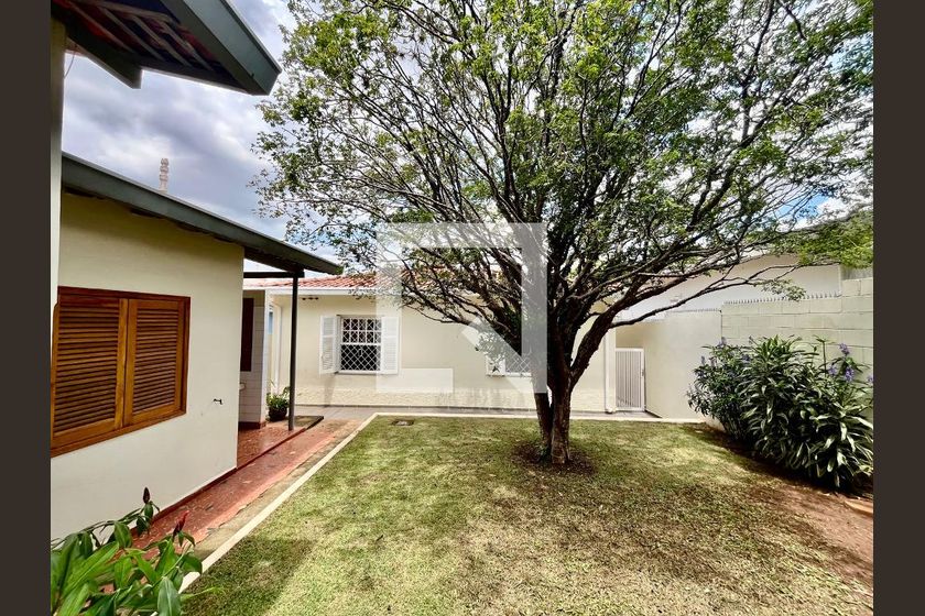 Casa à Venda - Guanabara, 3 Quartos,  250 m2 em , Campinas - sp | SoloBR