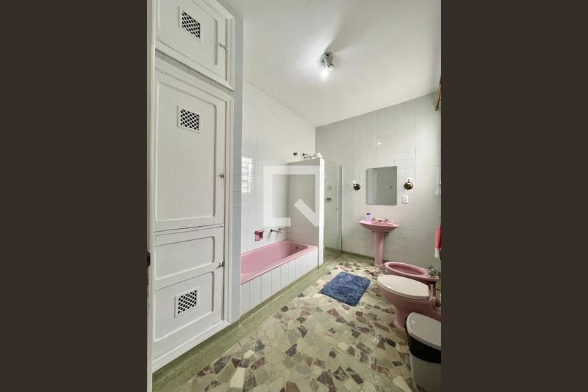 Casa à Venda - Guanabara, 3 Quartos,  250 m2 em , Campinas - sp | SoloBR