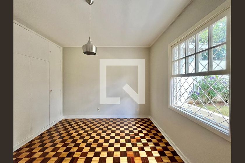 Casa à Venda - Guanabara, 3 Quartos,  250 m2 em , Campinas - sp | SoloBR