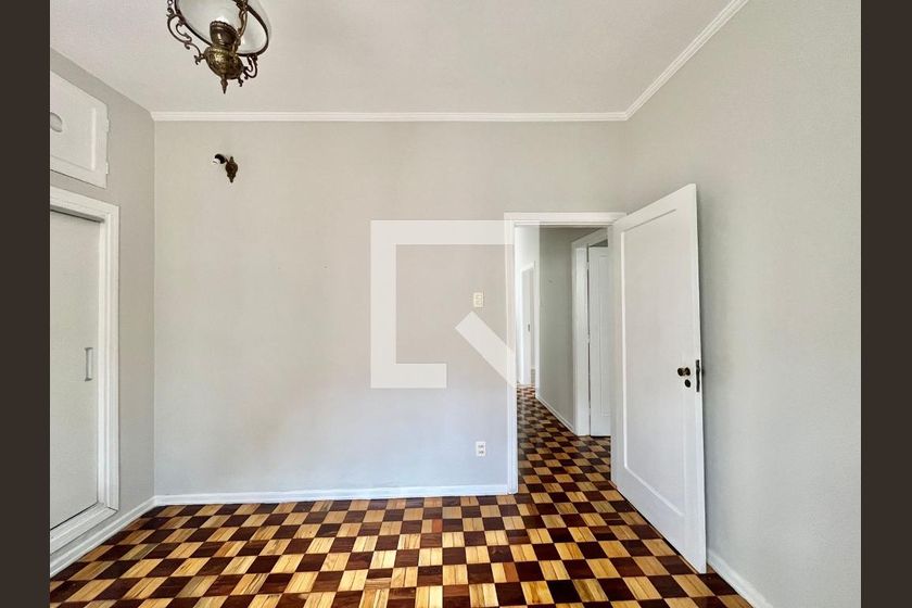 Casa à Venda - Guanabara, 3 Quartos,  250 m2 em , Campinas - sp | SoloBR