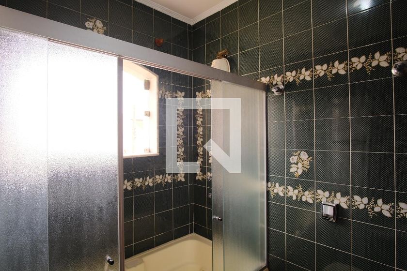 Casa, 4 quartos, 290 m² - Foto 47