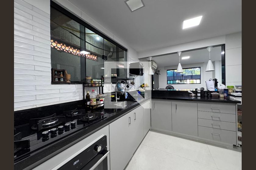 Casa, 4 quartos, 300 m² - Foto 103