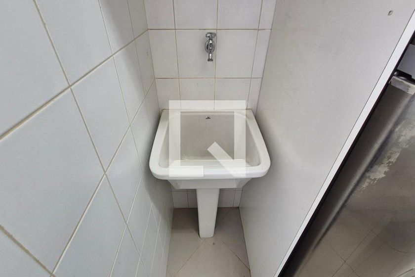 Apartamento à Venda - Cambuí, 1 Quarto,  65 m2 em , Campinas - sp | SoloBR