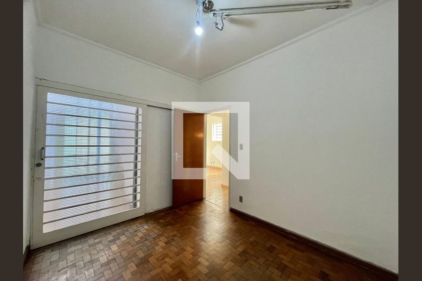 Casa à Venda - Bosque, 3 Quartos,  328 m2 em , Campinas - sp | SoloBR