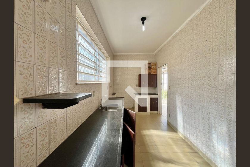 Casa à Venda - Bosque, 3 Quartos,  328 m2 em , Campinas - sp | SoloBR