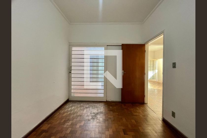 Casa à Venda - Bosque, 3 Quartos,  328 m2 em , Campinas - sp | SoloBR