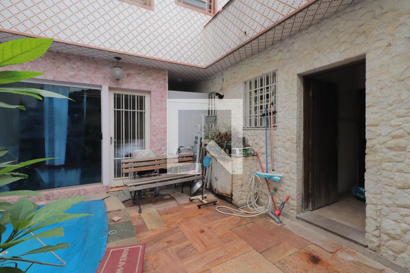 Casa, 4 quartos, 200 m² - Foto 35
