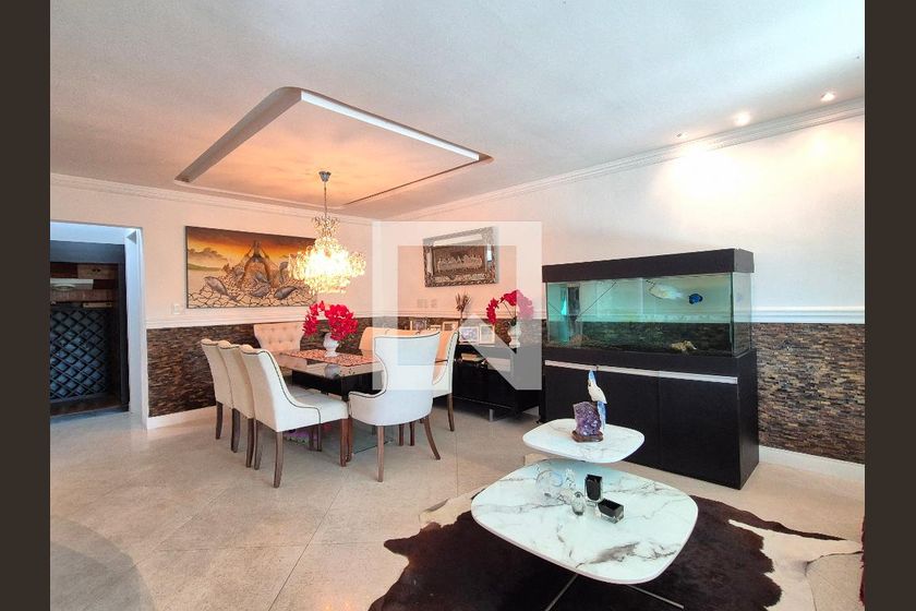 Casa, 5 quartos, 263 m² - Foto 1