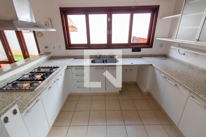 Casa à Venda - Lot. Alphaville Campinas, 4 Quartos,  370 m2 em , Campinas - sp | SoloBR