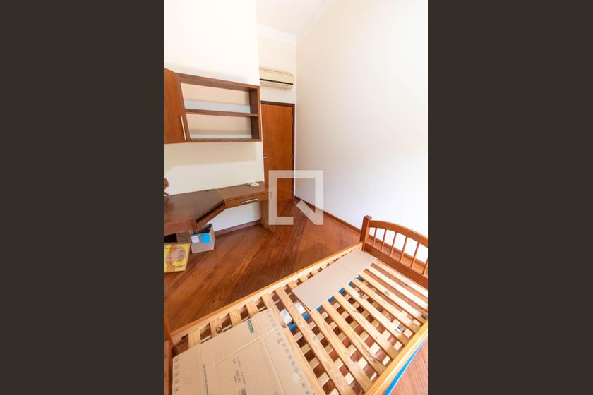 Casa à Venda - Lot. Alphaville Campinas, 4 Quartos,  370 m2 em , Campinas - sp | SoloBR