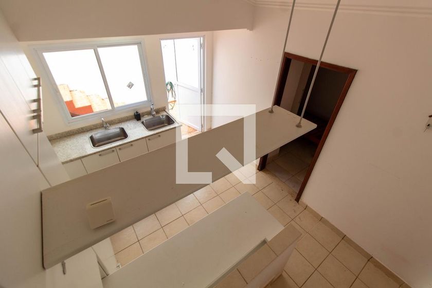 Casa à Venda - Lot. Alphaville Campinas, 4 Quartos,  370 m2 em , Campinas - sp | SoloBR