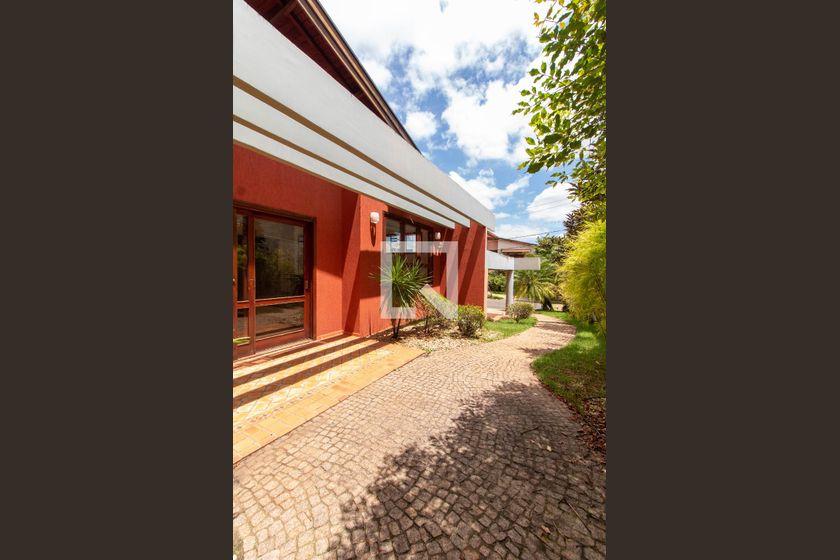 Casa à Venda - Lot. Alphaville Campinas, 4 Quartos,  370 m2 em , Campinas - sp | SoloBR
