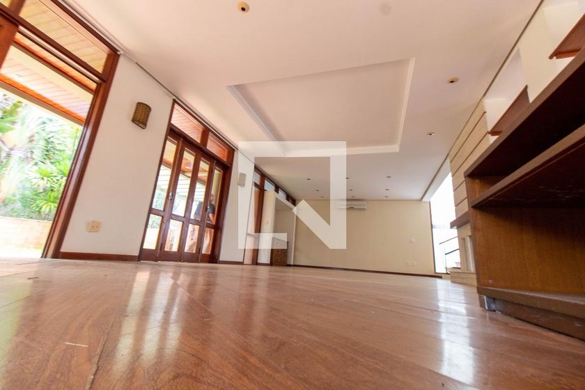 Casa à Venda - Lot. Alphaville Campinas, 4 Quartos,  370 m2 em , Campinas - sp | SoloBR