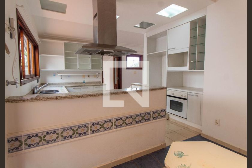 Casa à Venda - Lot. Alphaville Campinas, 4 Quartos,  370 m2 em , Campinas - sp | SoloBR
