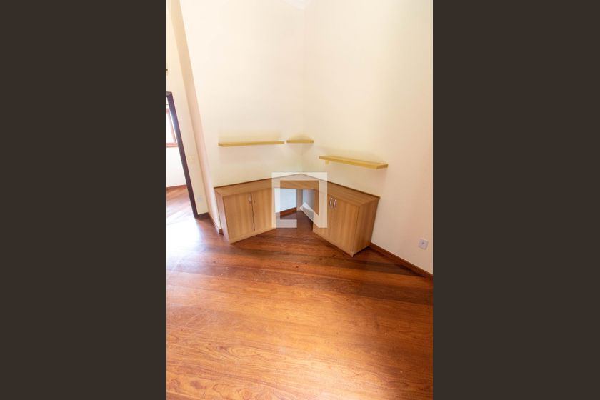 Casa à Venda - Lot. Alphaville Campinas, 4 Quartos,  370 m2 em , Campinas - sp | SoloBR