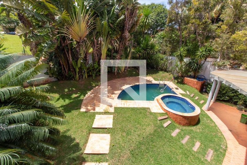 Casa à Venda - Lot. Alphaville Campinas, 4 Quartos,  370 m2 em , Campinas - sp | SoloBR