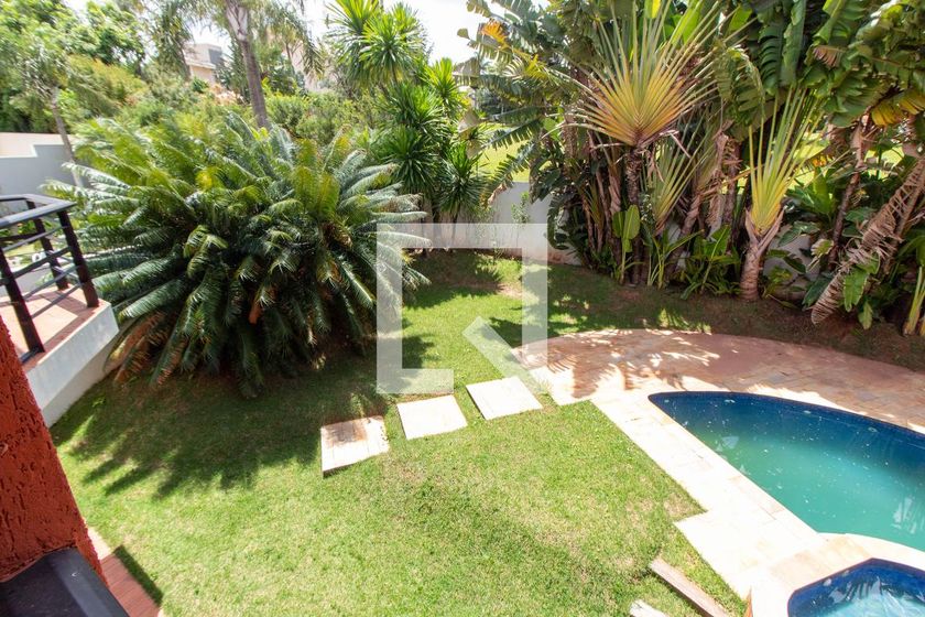Casa à Venda - Lot. Alphaville Campinas, 4 Quartos,  370 m2 em , Campinas - sp | SoloBR
