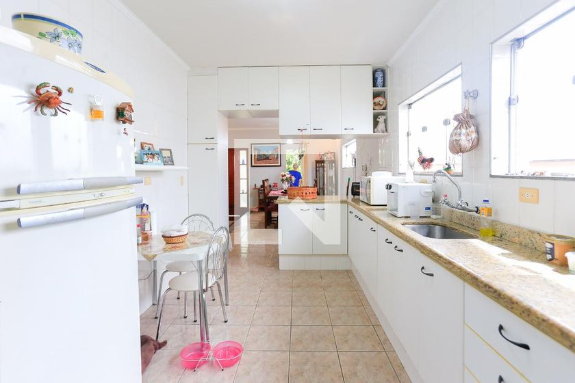 Casa, 4 quartos, 410 m² - Foto 47