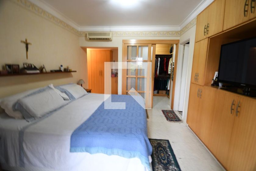 Apartamento à Venda - Jardim Flamboyant, 4 Quartos,  226 m2 em , Campinas - sp | SoloBR