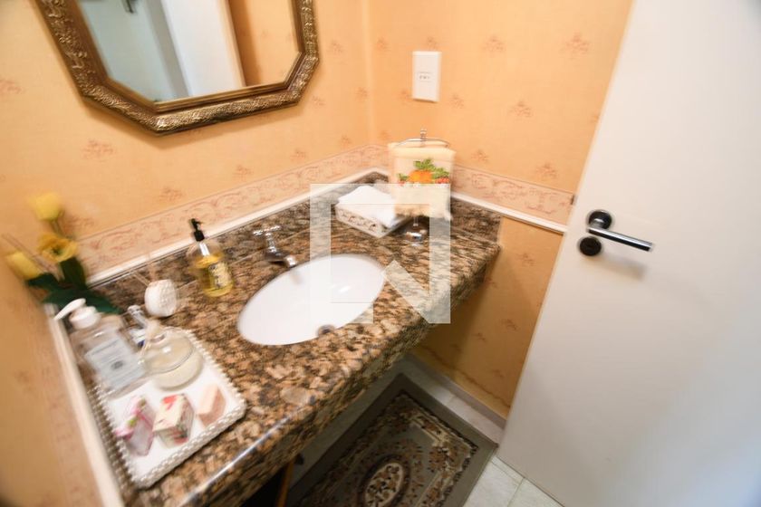 Apartamento à Venda - Jardim Flamboyant, 4 Quartos,  226 m2 em , Campinas - sp | SoloBR