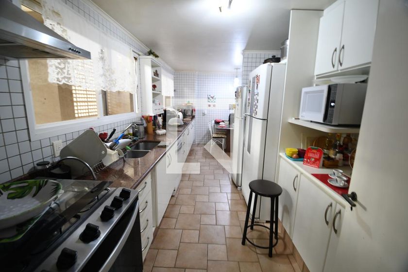 Apartamento à Venda - Jardim Flamboyant, 4 Quartos,  226 m2 em , Campinas - sp | SoloBR