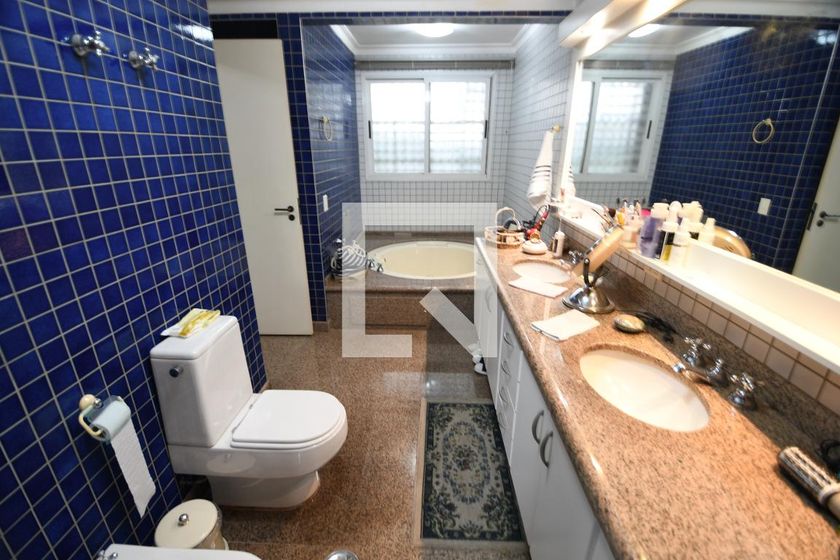 Apartamento à Venda - Jardim Flamboyant, 4 Quartos,  226 m2 em , Campinas - sp | SoloBR