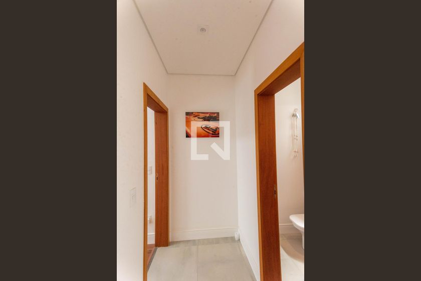 Casa à Venda - Swiss Park, 3 Quartos,  200 m2 em , Campinas - sp | SoloBR