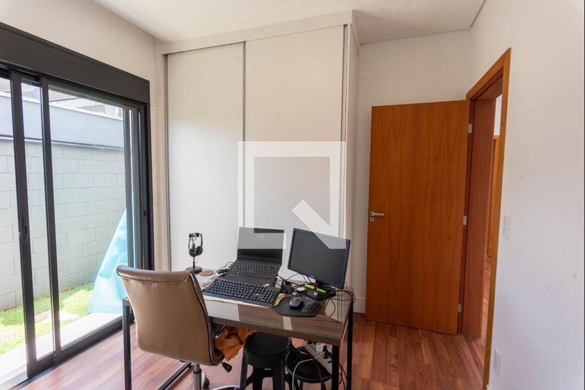 Casa à Venda - Swiss Park, 3 Quartos,  200 m2 em , Campinas - sp | SoloBR