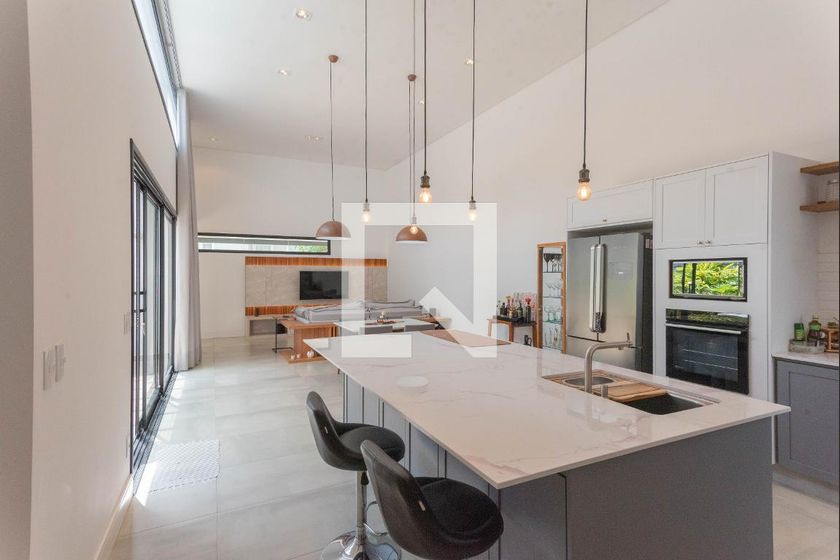 Casa à Venda - Swiss Park, 3 Quartos,  200 m2 em , Campinas - sp | SoloBR