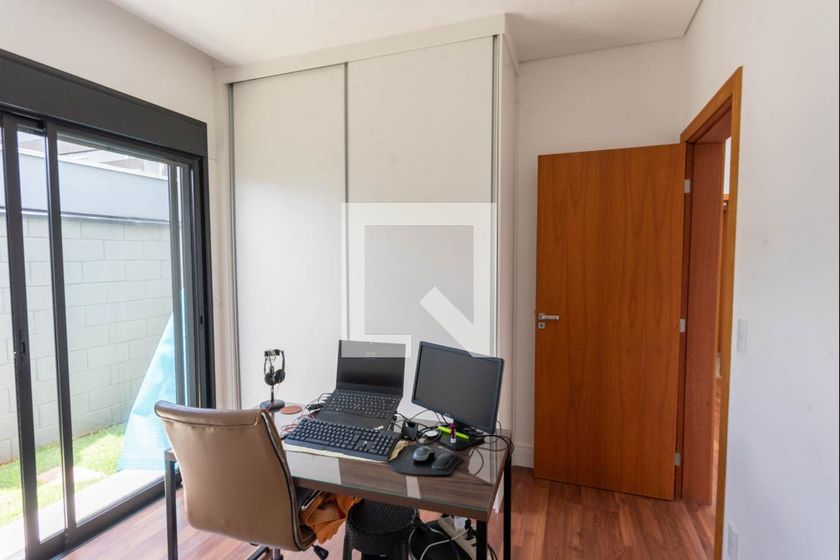 Casa à Venda - Swiss Park, 3 Quartos,  200 m2 em , Campinas - sp | SoloBR